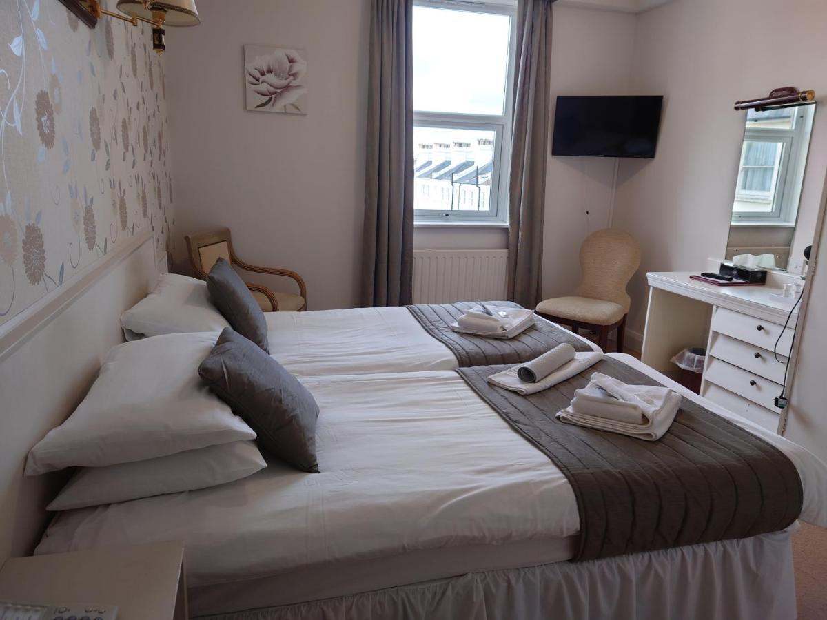 The Cumberland Hotel Истборн Екстериор снимка